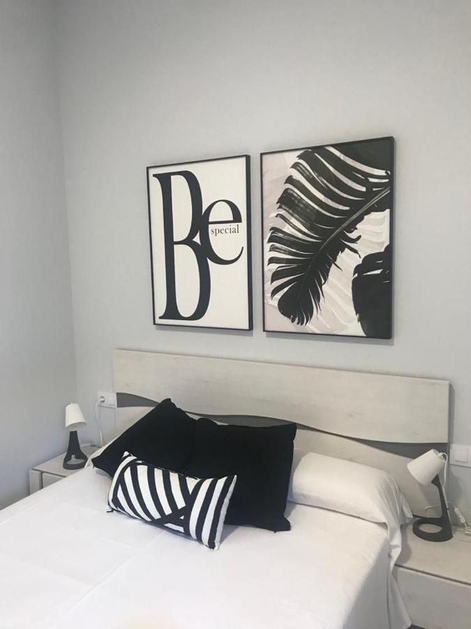 Apartamentos La Encarnacion III Los Alcázares Exteriör bild