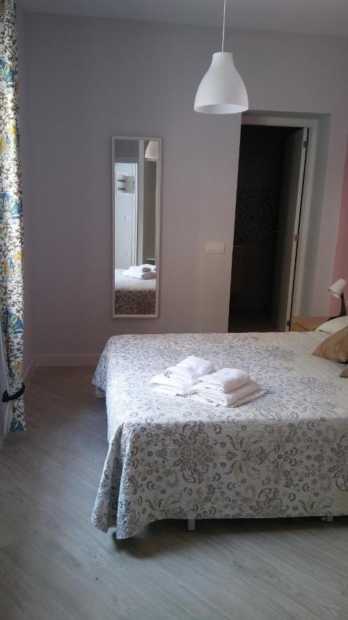 Apartamentos La Encarnacion III Los Alcázares Exteriör bild